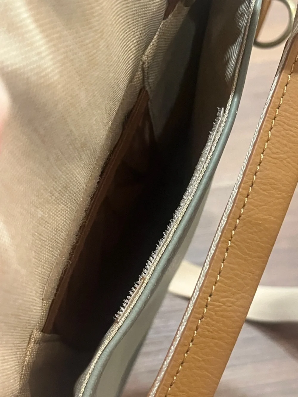 Epic Laptop beige & gray bag with adjustable strap unisex business travel work